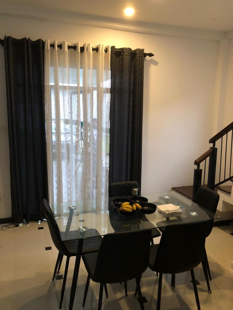 Vidushi Home Minuwangoda ภายนอก รูปภาพ